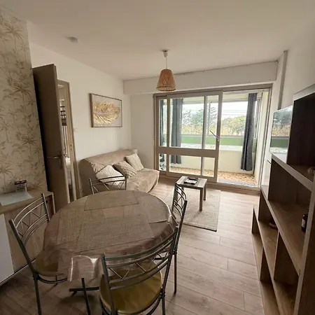 A 100 M De La Avec Parking Saint-Hilaire-de-Riez