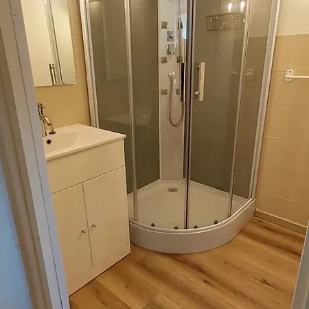 A 100 M De La Avec Parking Saint-Hilaire-de-Riez