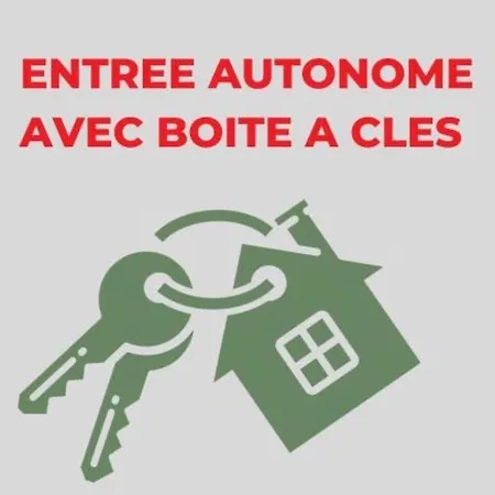 아파트 A 100 M De La Avec Parking 생 힐레르 드 리에